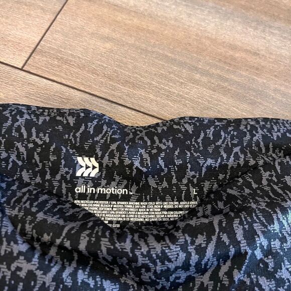 All in Motion Maroon and Black Leggings - Picture 3 of 5